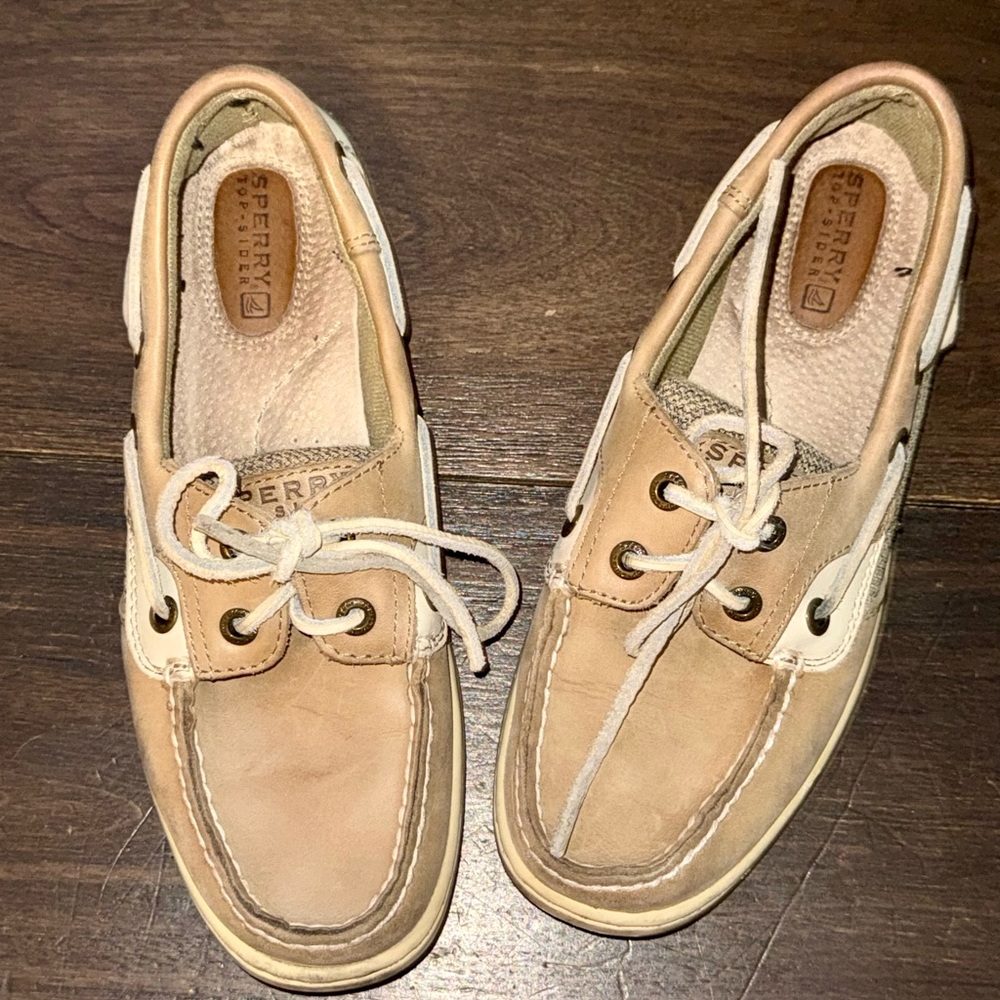 Sperry Women’s Tan Boat Shoes
